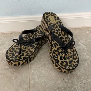 Kate Spade Chunky Flip Flips